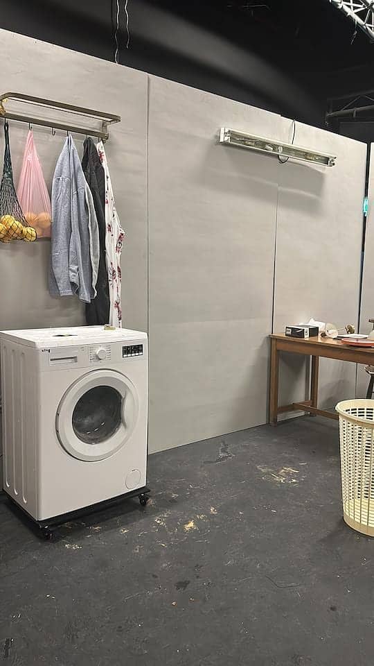 The laundry corner, dressed.